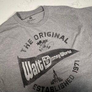 Disney Parks Walt Disney World Original Graphic T-Shirt Gray Large